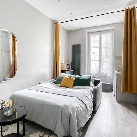 Le Charme Parisien Jo 2024 Paris